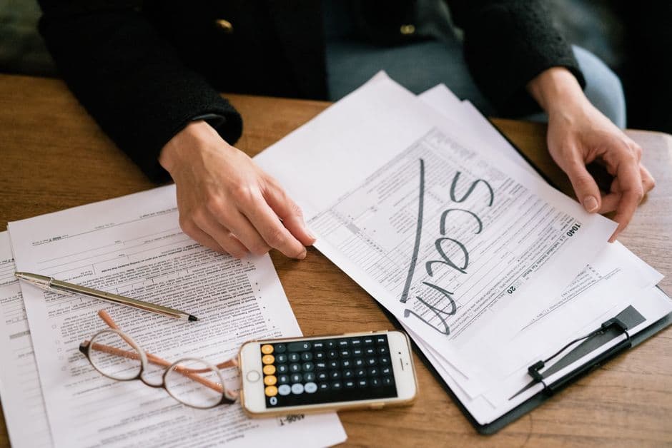 Navigating EU DAC7: Platform Tax Reporting for UAE Businesses